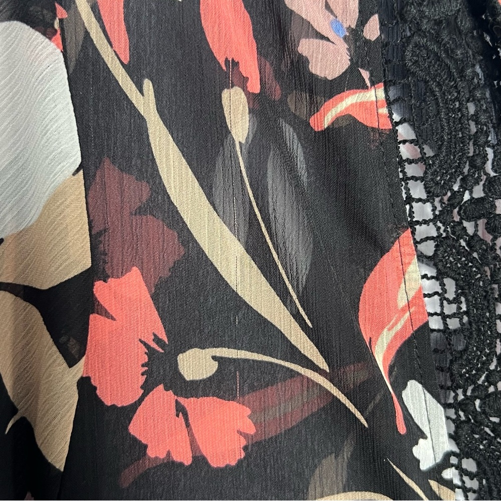 Torrid Black Sheer Floral Crochet Trim Long Kimono Top Cover-Up Robe Size 3/4 - Picture 9 of 11